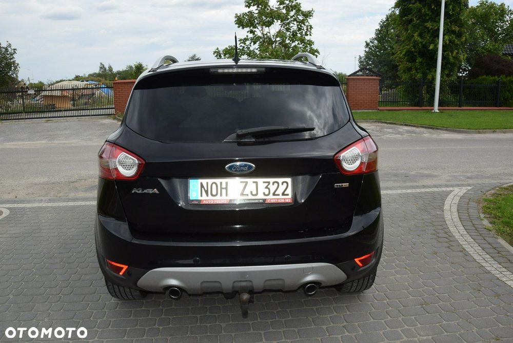 Ford Kuga 2.0 TDCi 2x4 Titanium - 12