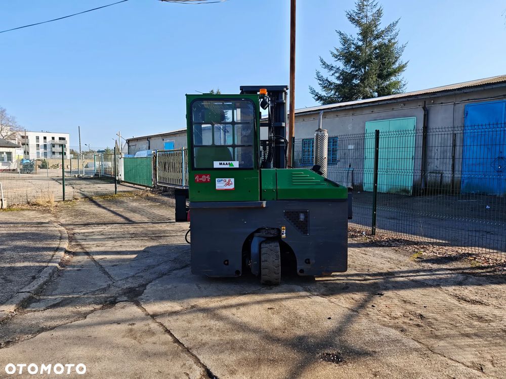 Combilift CZTEROKIERUNKOWY - WIELOKIERUNKOWY | COMBILIFT C3000 | GAS | TRIPLEX 5550MM - 7