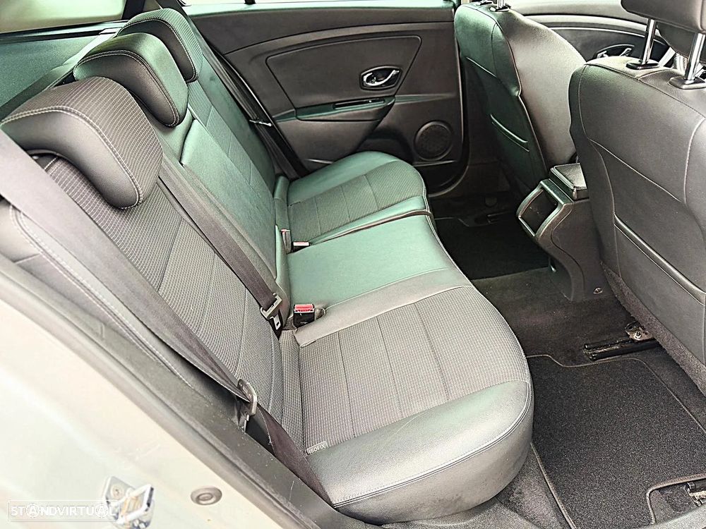 Renault Mégane Sport Tourer 1.5 dCi GT Line SS - 10