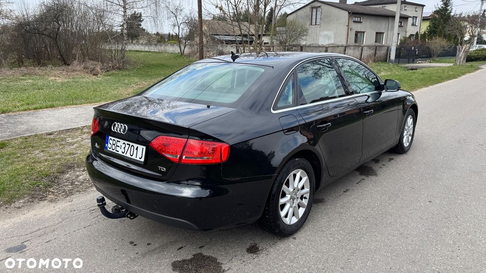 Audi A4 Limousine 2.0 TDI DPF Ambiente - 4