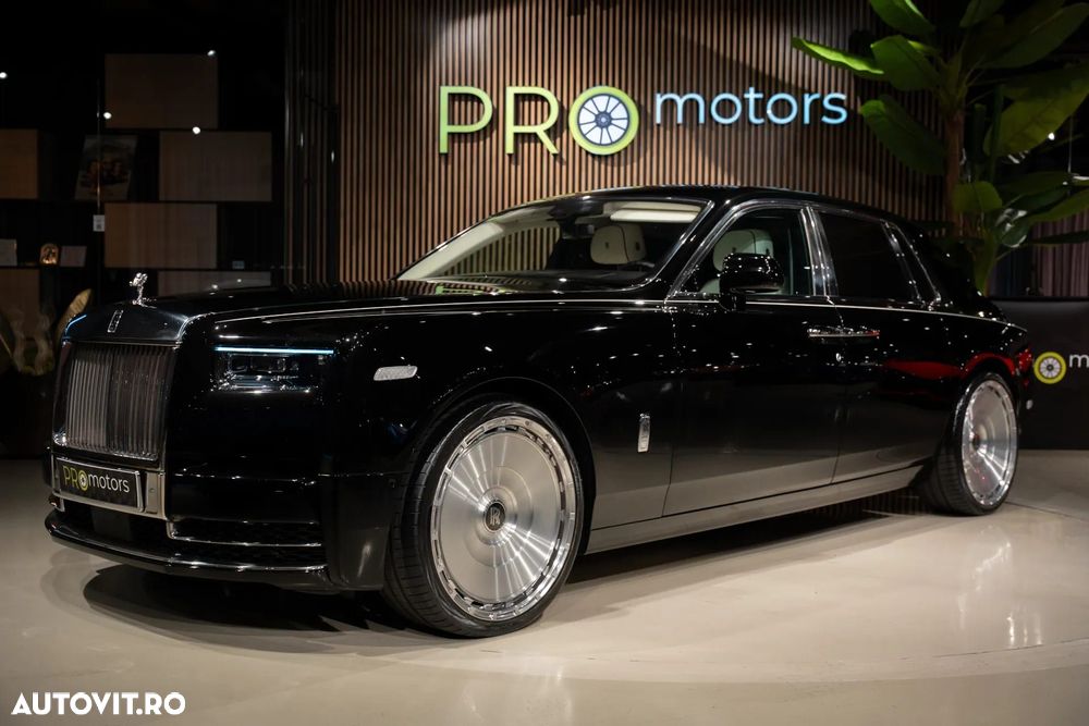 Rolls-Royce Phantom - 13