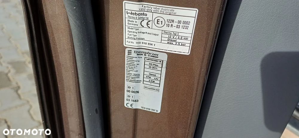 Volkswagen Multivan - 10