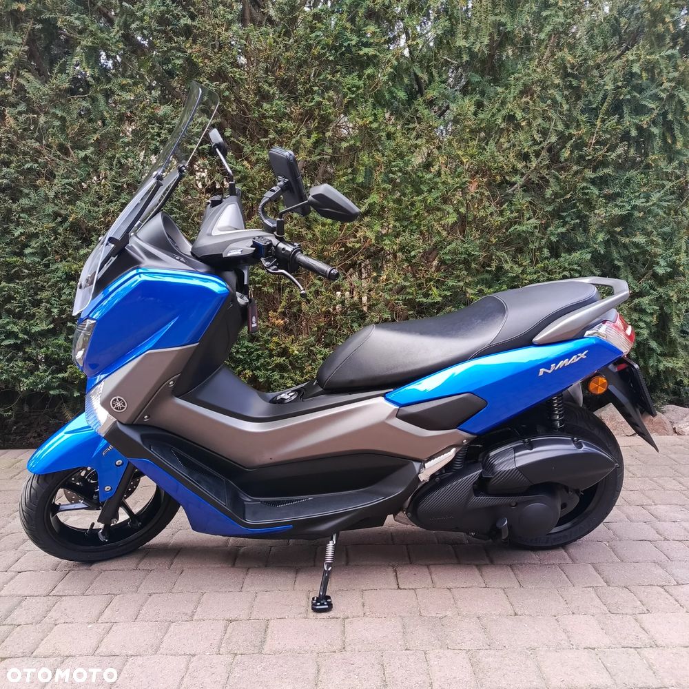Yamaha NMAX - 4