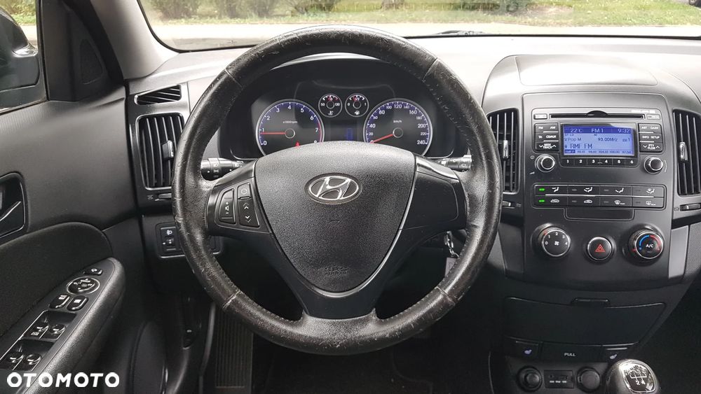 Hyundai i30 i30cw 1.4 UEFA EURO 2012 Edition - 8