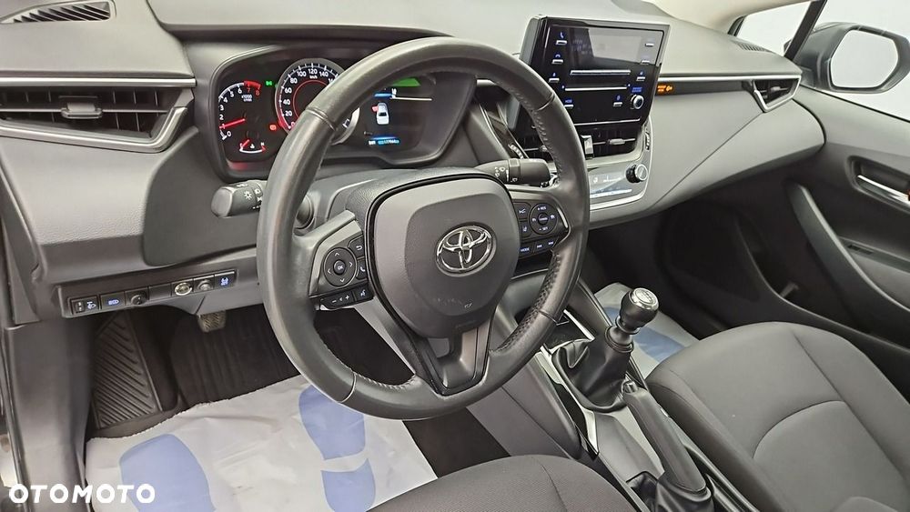 Toyota Corolla 1.6 Comfort - 9