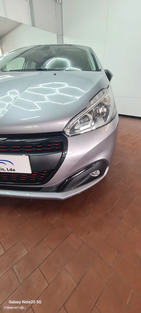Peugeot 208 1.2 PureTech GT Line - 10
