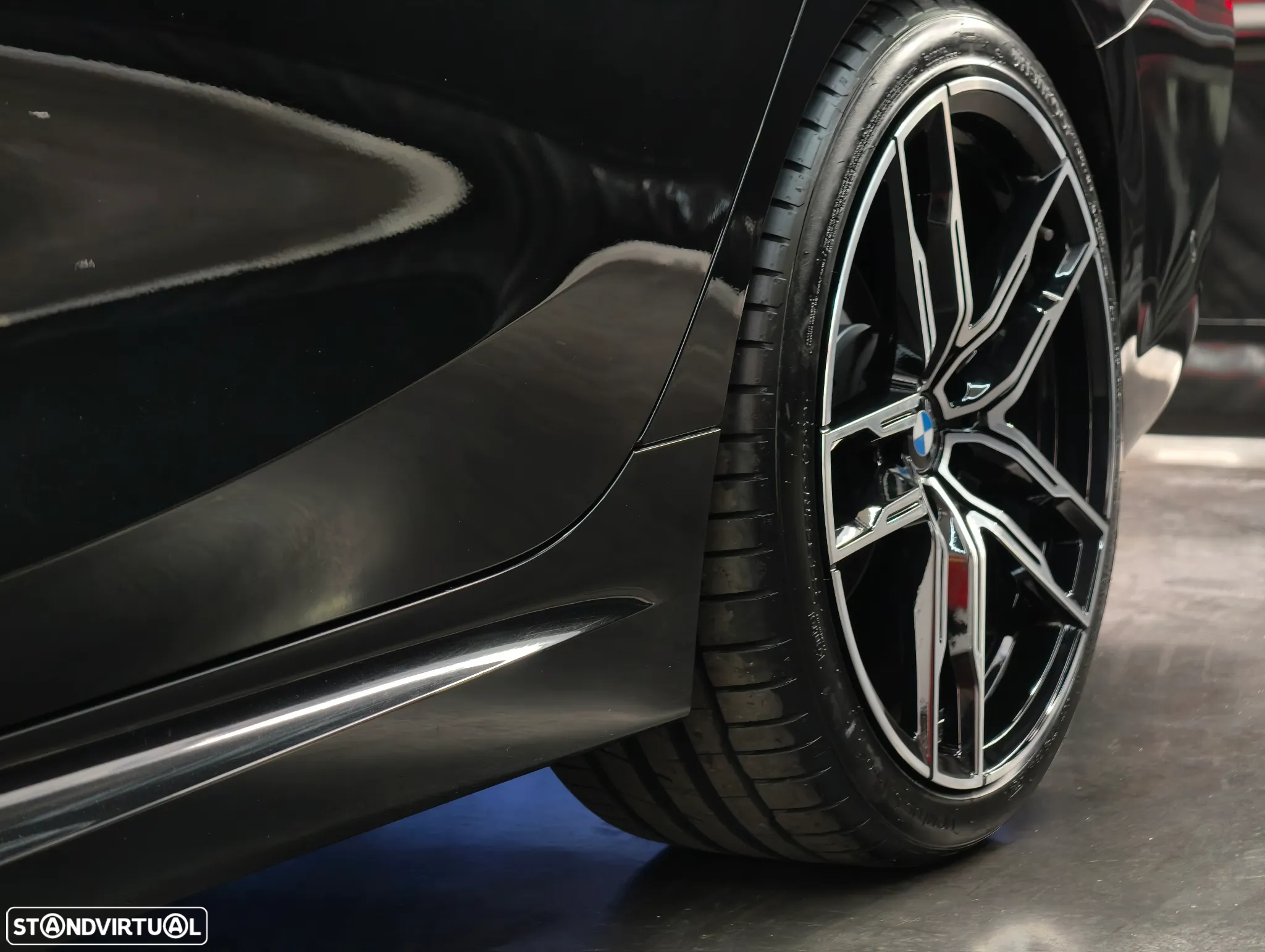 BMW 320 d Pack M Auto - 17