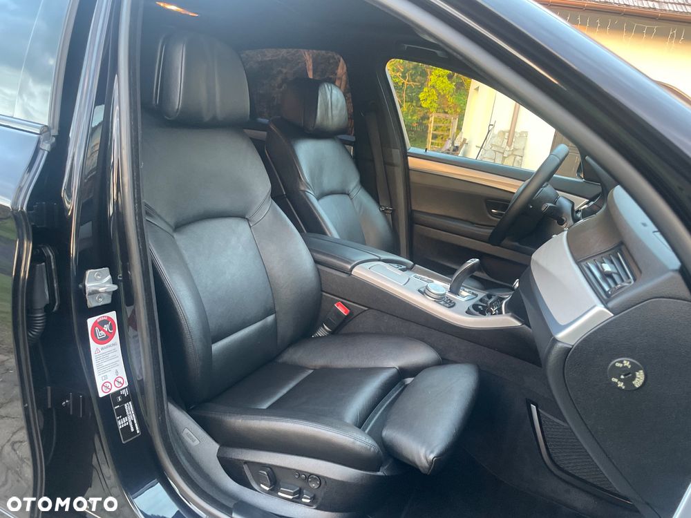 BMW Seria 5 530d Sport-Aut Luxury Line - 14