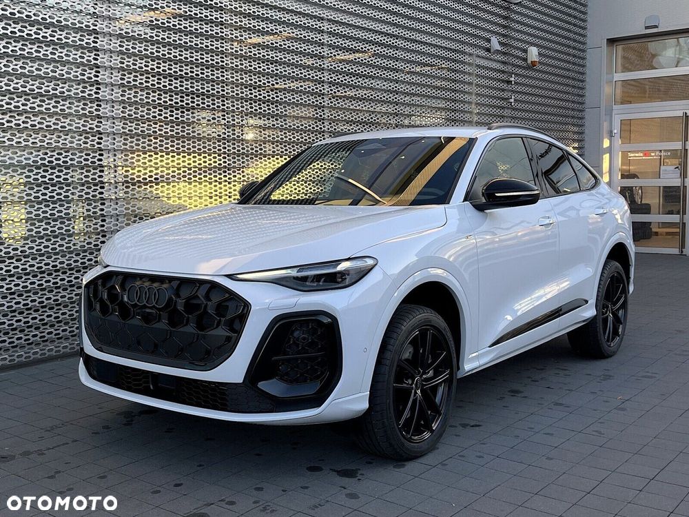 Audi Q5 Sportback - 8