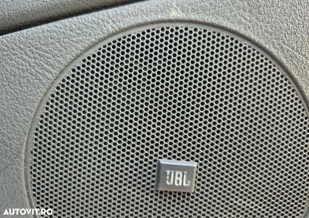 Peugeot 407 HDi 135 Automatik JBL - 19