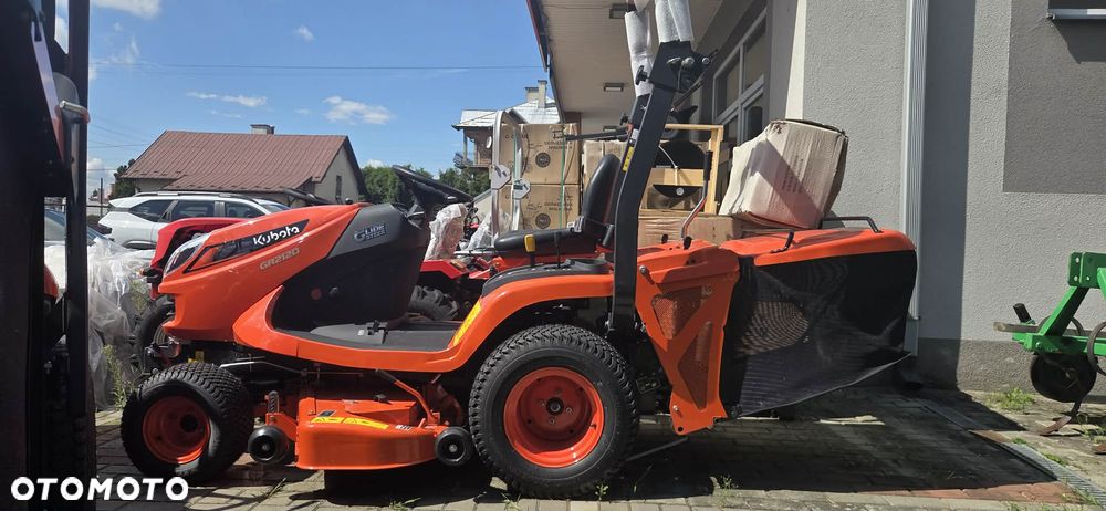 Kubota GR2120 - 3