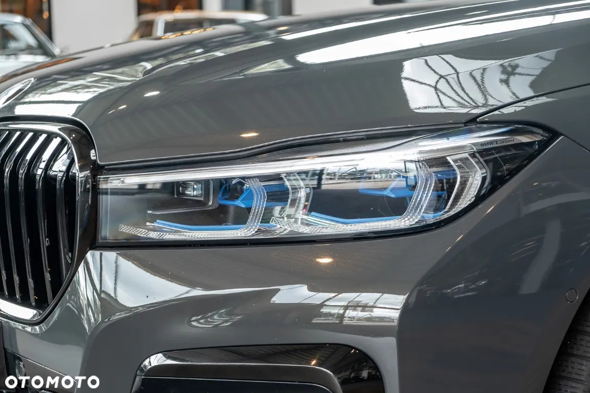 BMW Seria 7 750i xDrive sport - 20