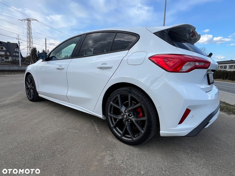 Ford Focus 2.3 EcoBoost S&S ST - 4