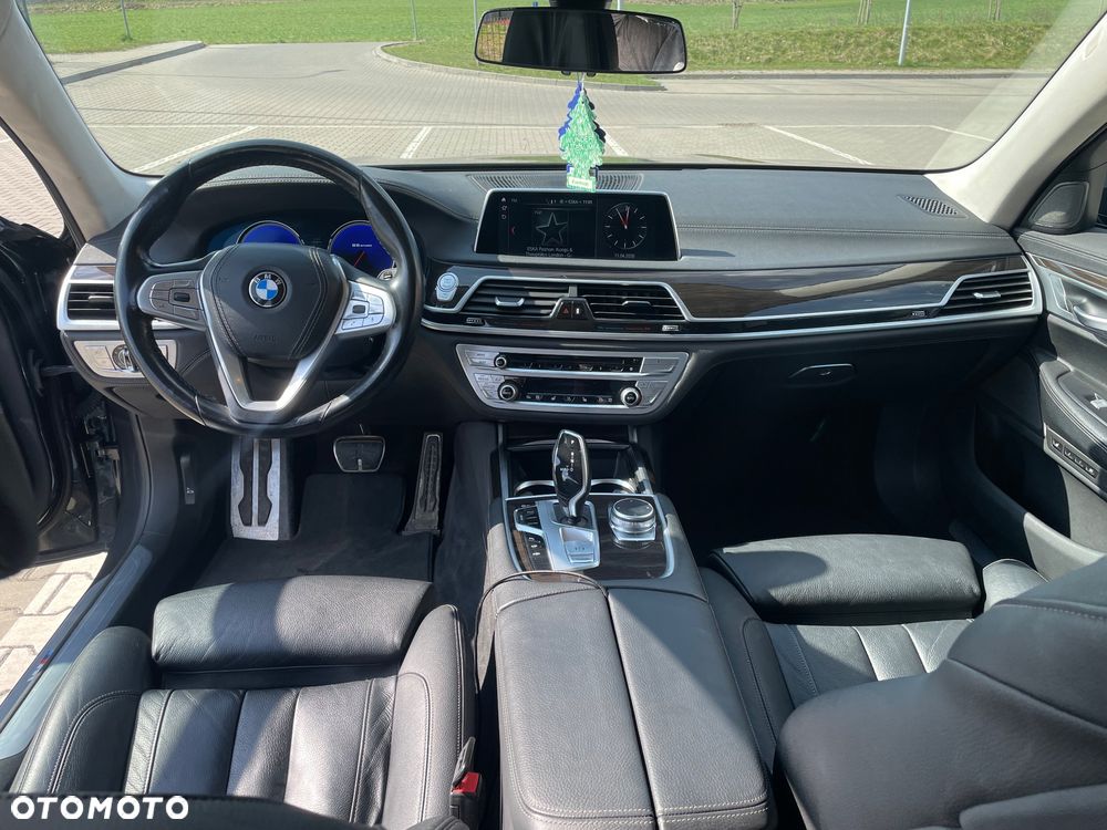 BMW Seria 7 730d xDrive - 12