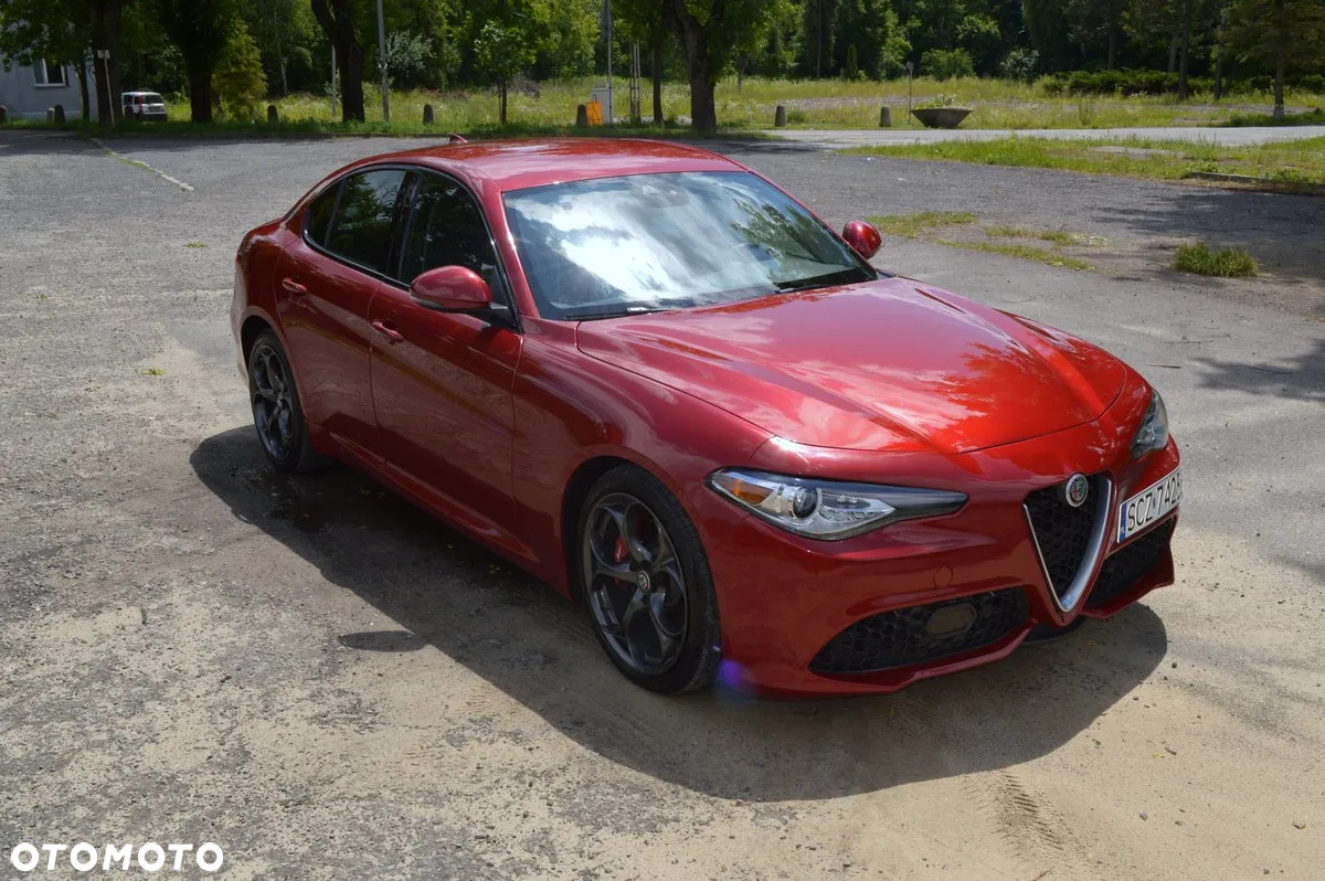 Alfa Romeo Giulia 2.0 Turbo 16V AT8-Q4 Veloce - 20