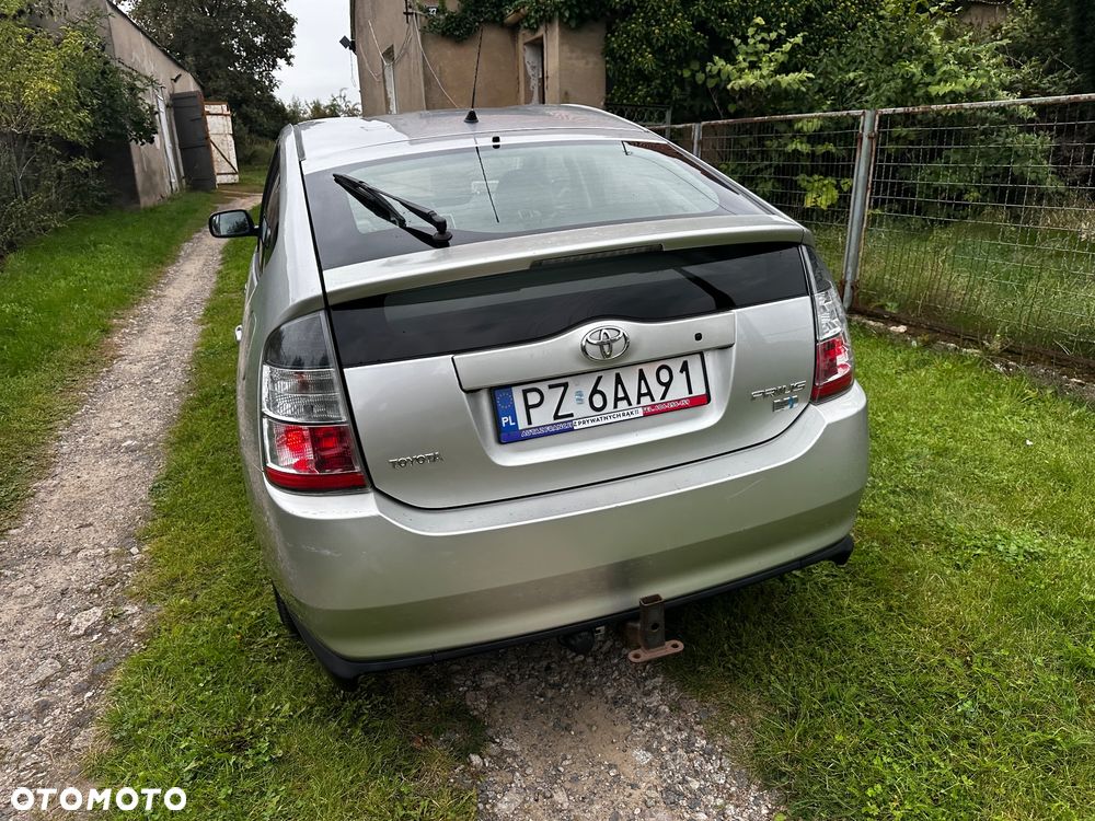 Toyota Prius 1.5 VVT-i Sol (nav) - 6