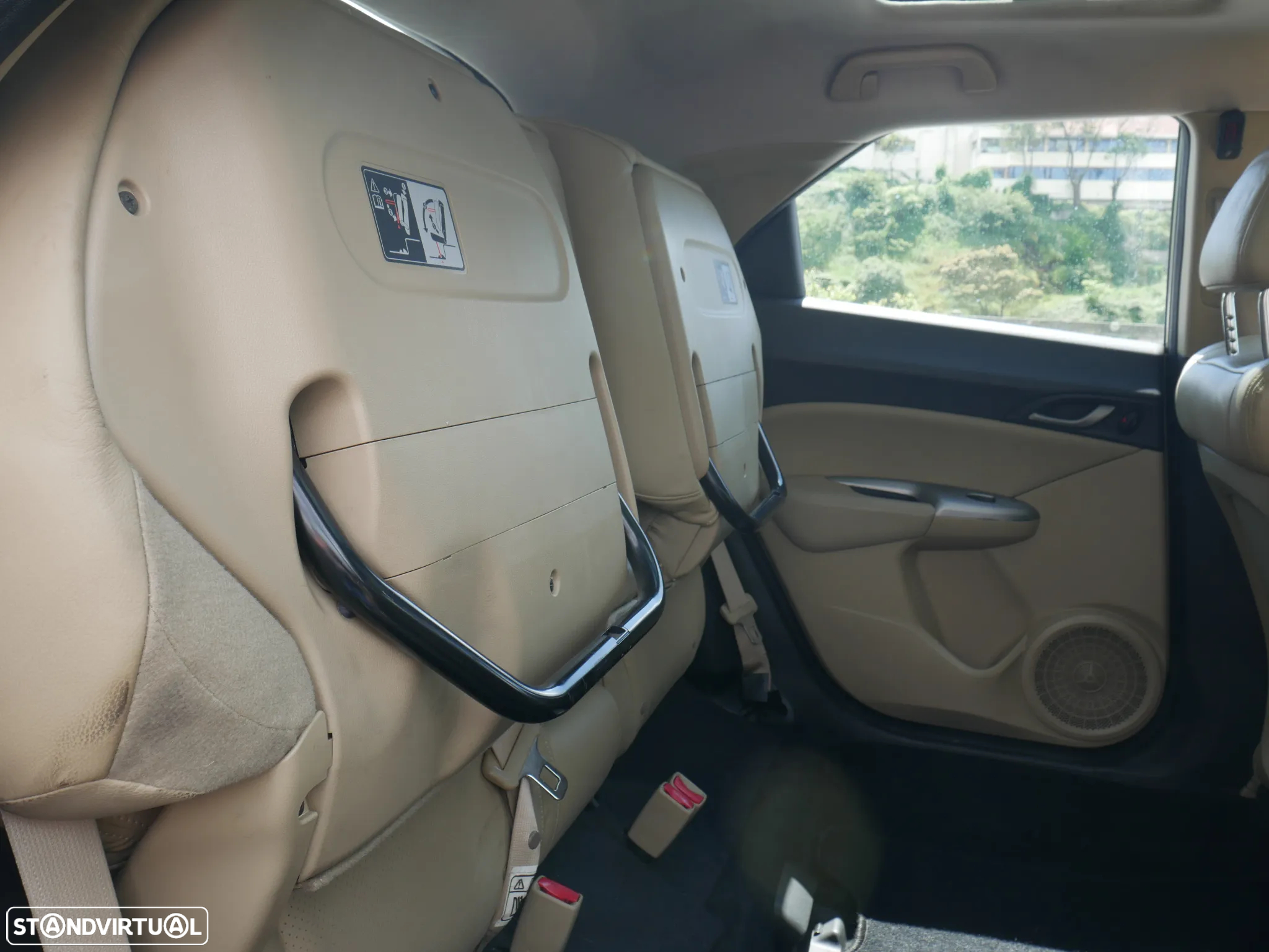 Honda Civic 1.8 Executive NAVI - 9