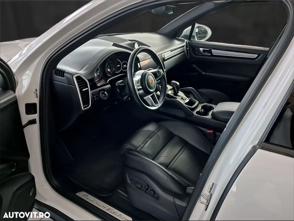 Porsche Cayenne E-Hybrid Tiptronic S - 12