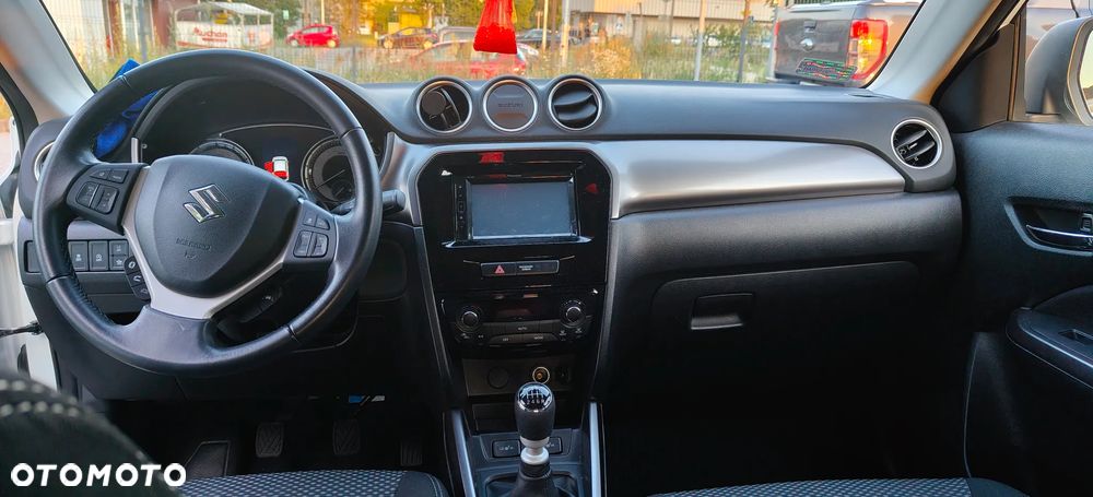 Suzuki Vitara 1.4 Boosterjet SHVS Premium 2WD - 3