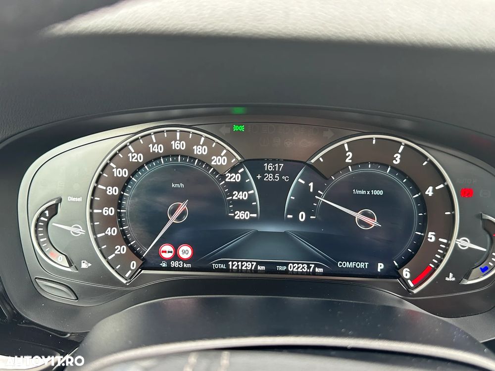 BMW Seria 5 520d AT - 8