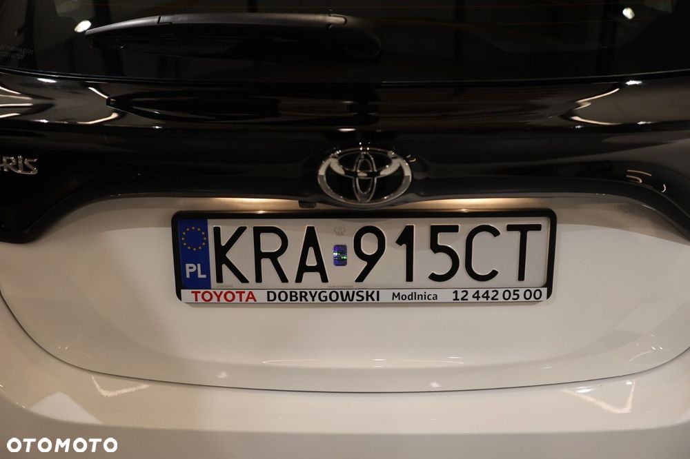 Toyota Yaris - 30