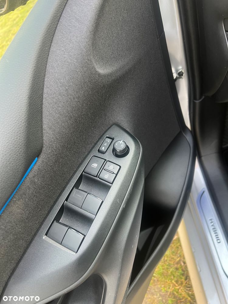 Toyota Yaris Hybrid 1.5 Premiere Edition - 26