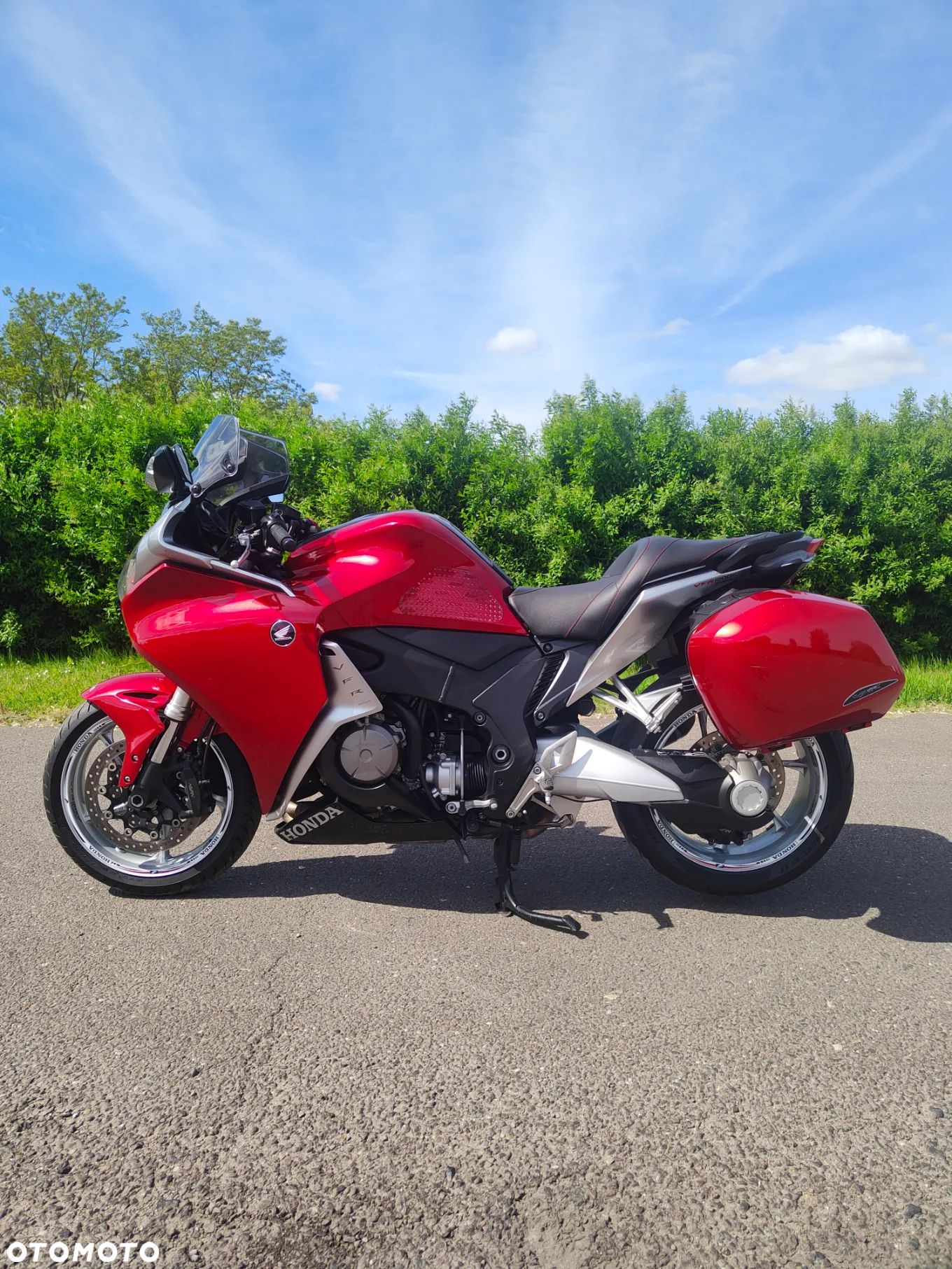 Honda VFR - 1
