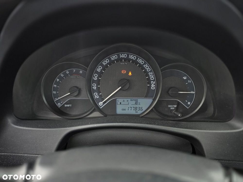 Toyota Auris 1.6 Active - 12