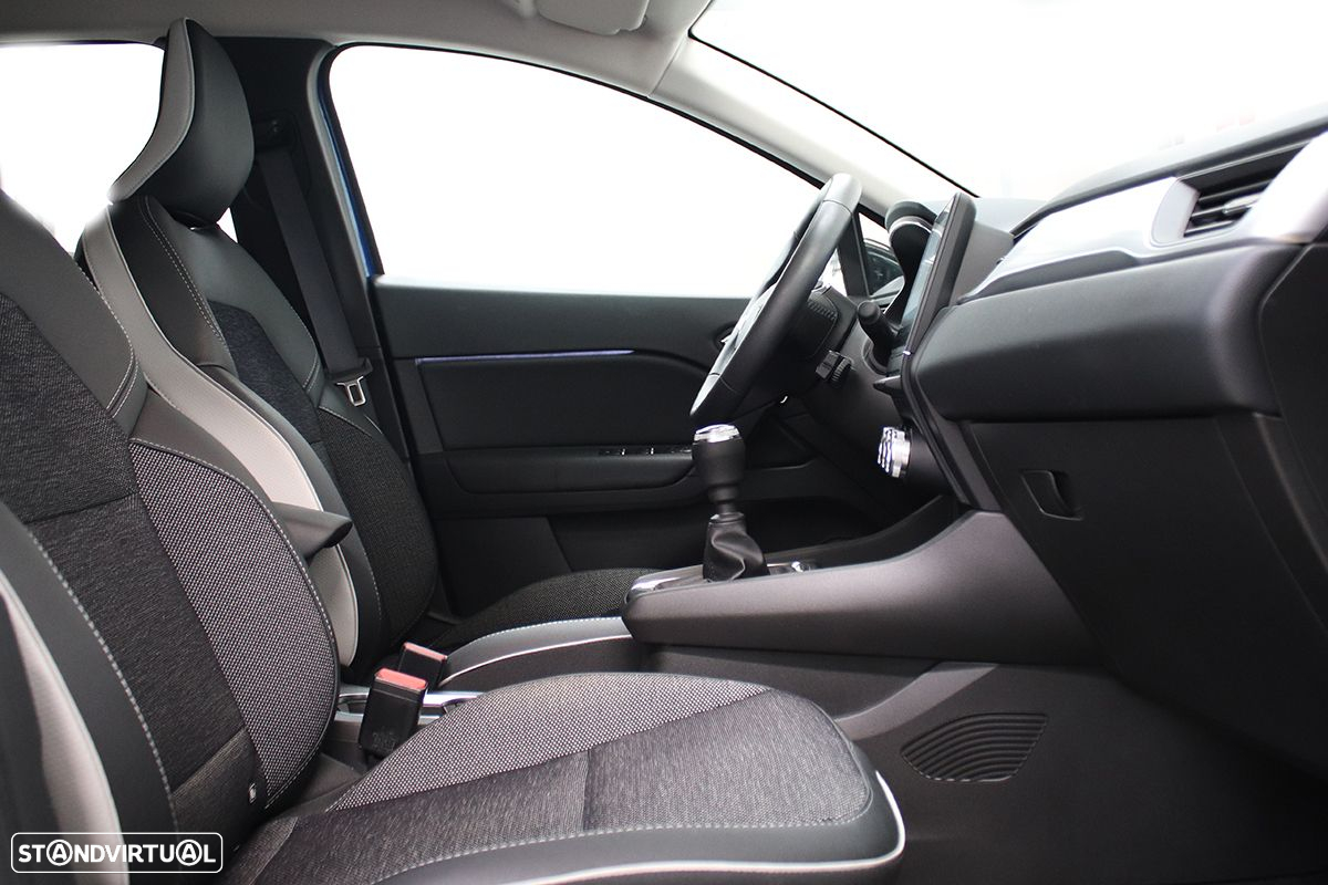 Renault Captur 1.0 TCe Techno Bi-Fuel - 22