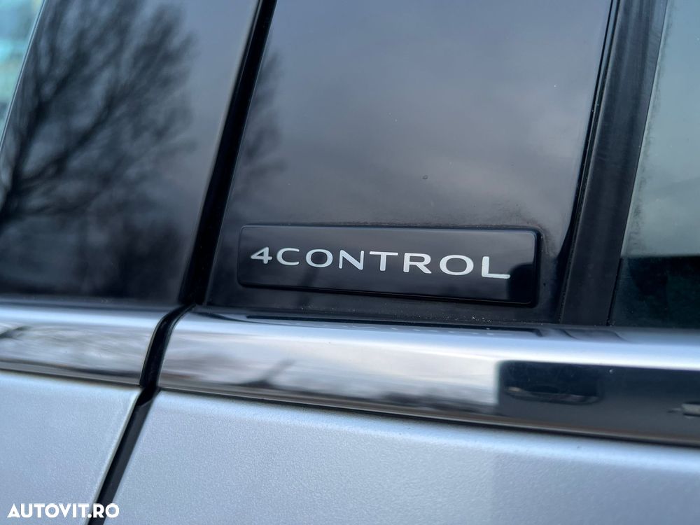 Renault Megane ENERGY TCe 205 EDC GT - 12