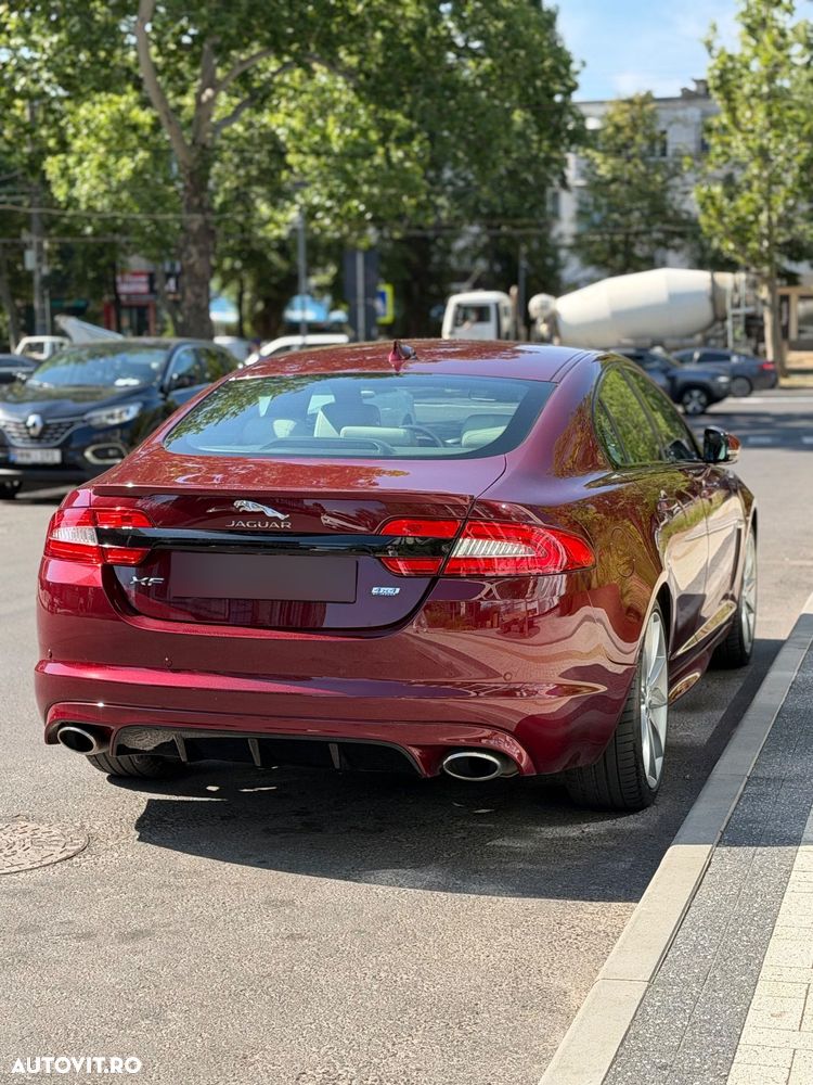 Jaguar XF 3.0 AWD Premium Luxury - 9