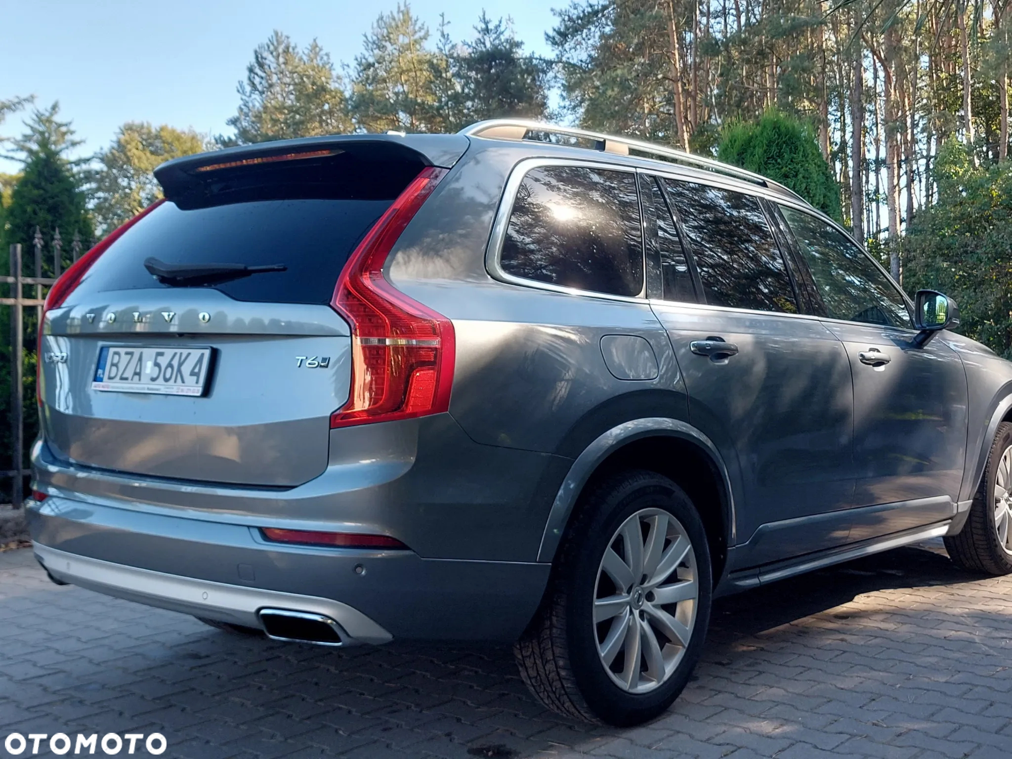Volvo XC 90 - 2