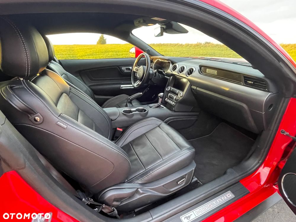 Ford Mustang - 3