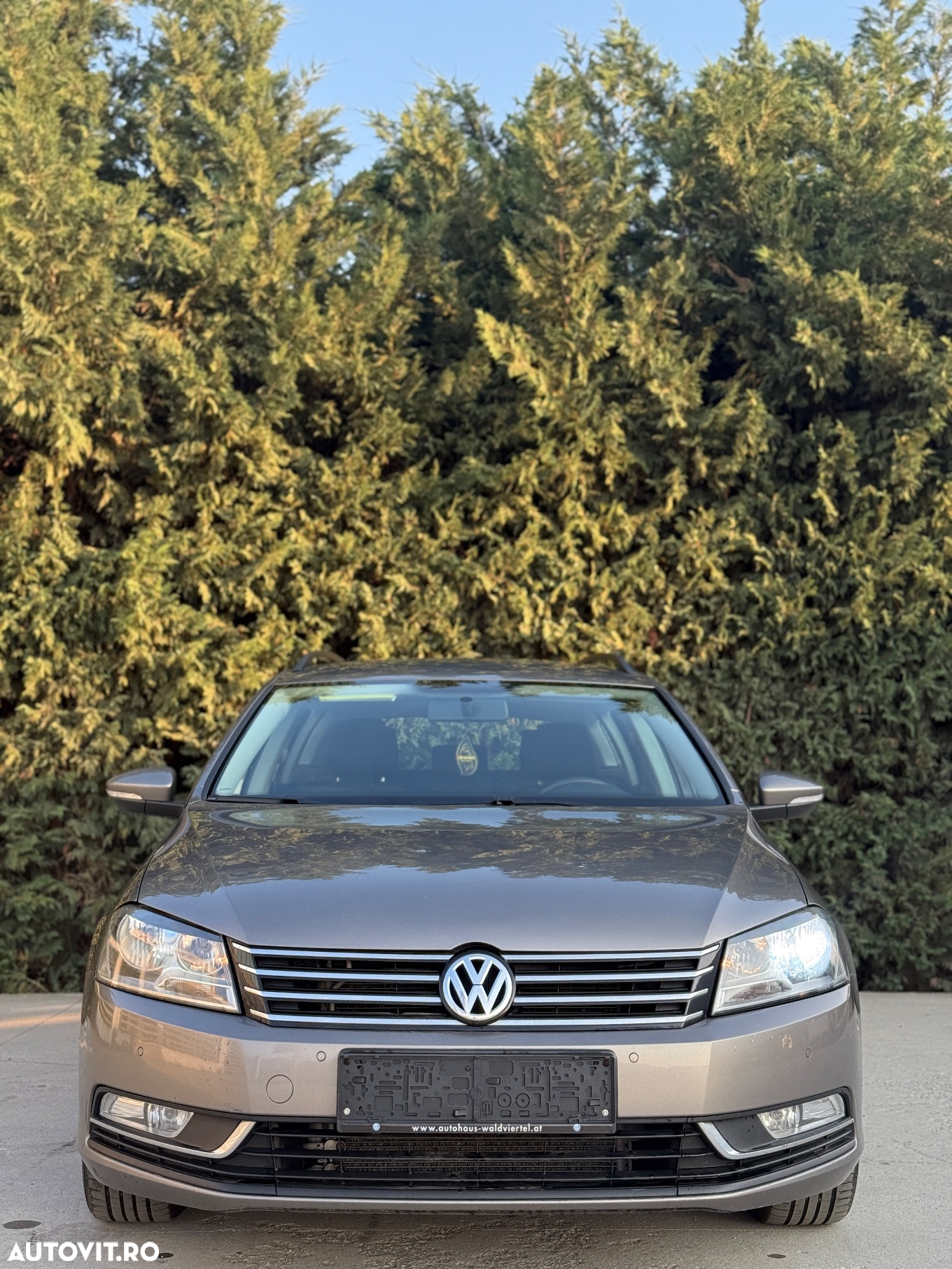 Volkswagen Passat Variant 2.0 Blue TDI SCR Comfortline - 2