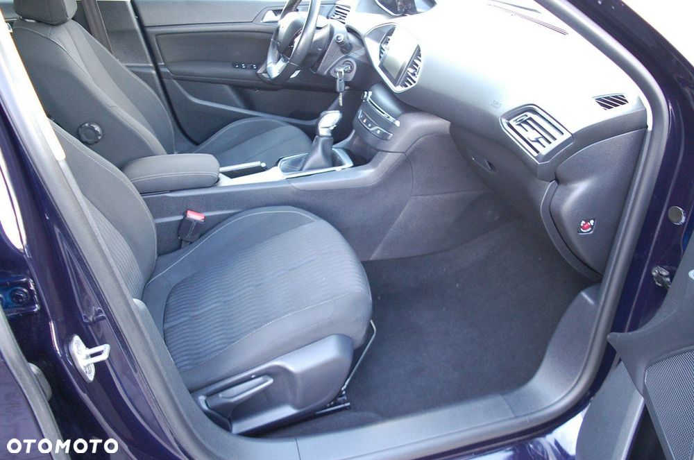 Peugeot 308 - 7