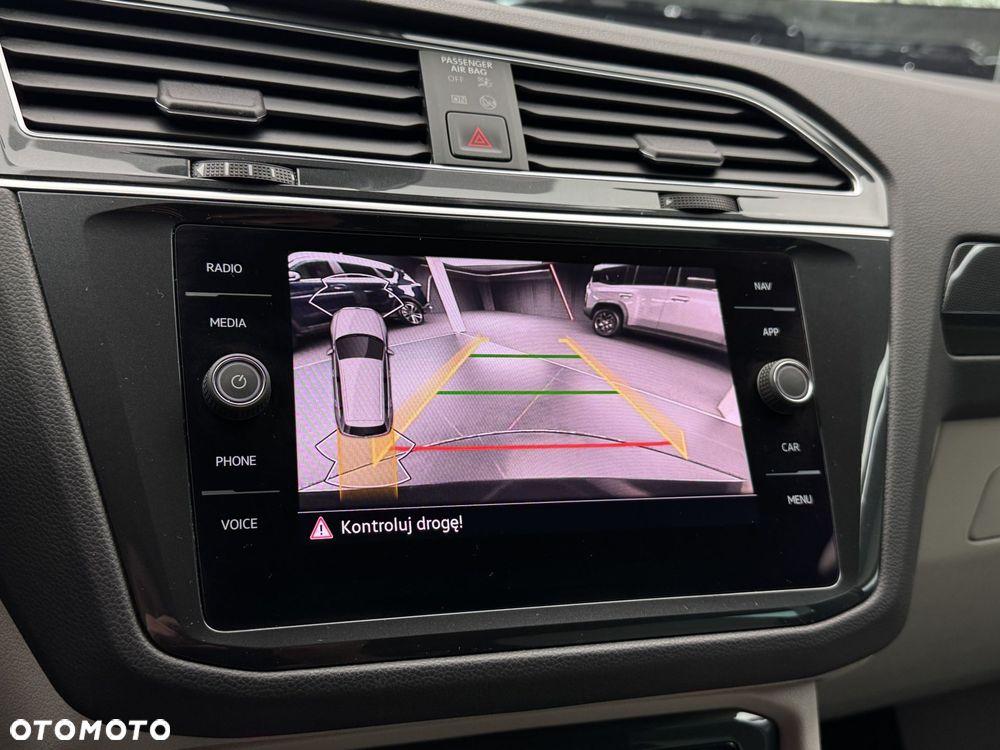 Volkswagen Tiguan 1.5 eTSI Elegance DSG - 38