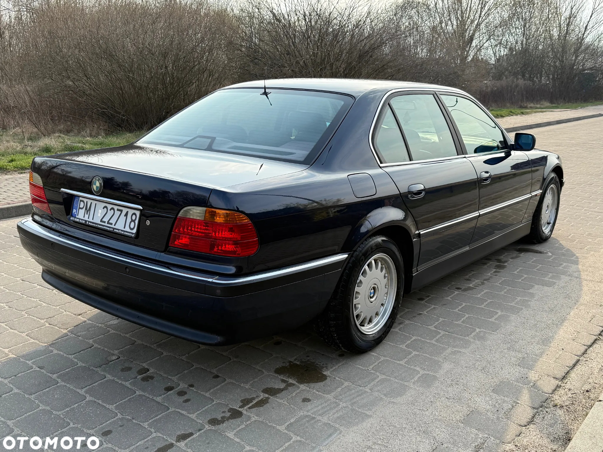 BMW Seria 7 740i - 14