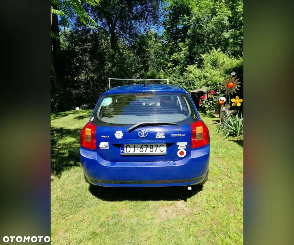 Toyota Corolla - 2