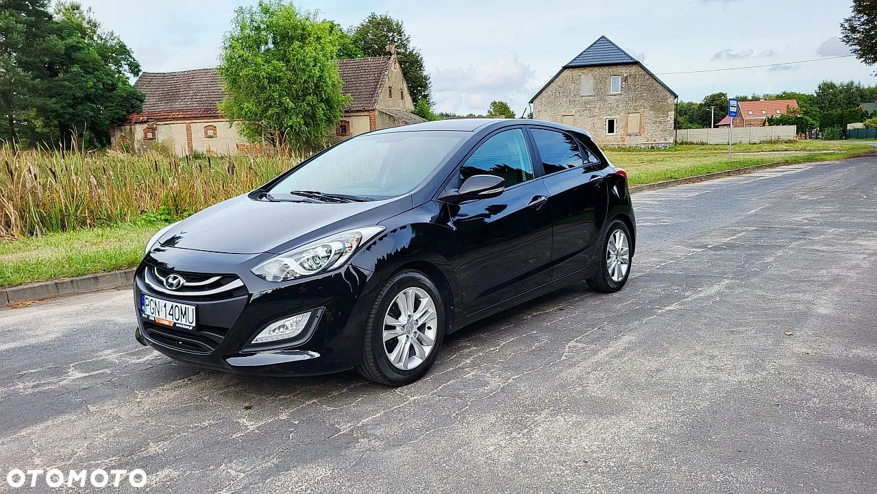 Hyundai i30 1.4 Intro Edition - 2