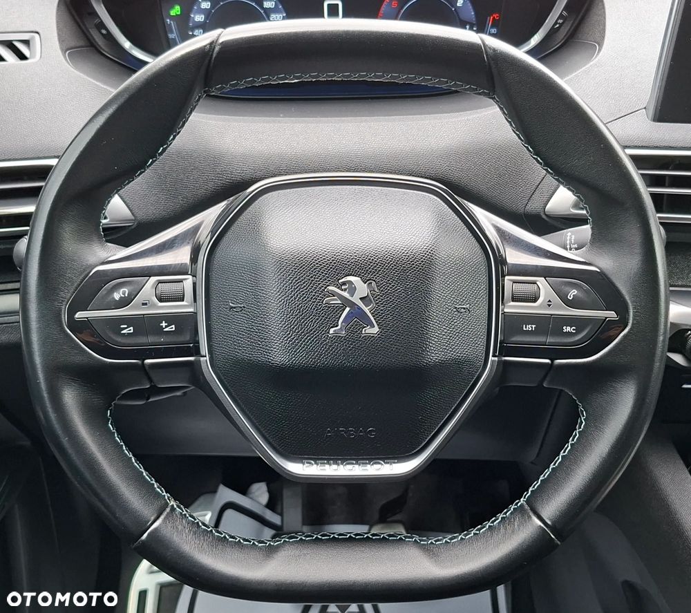 Peugeot 3008 BlueHDi 130 Stop & Start EAT8 Roadtrip - 19
