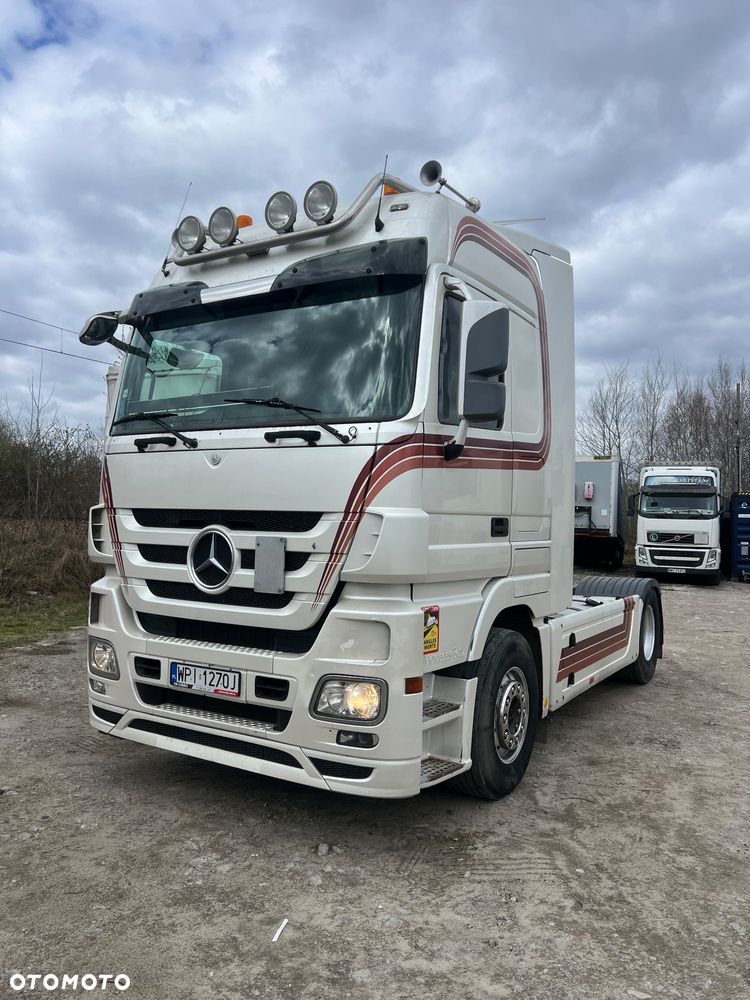 Mercedes-Benz Actros - 2