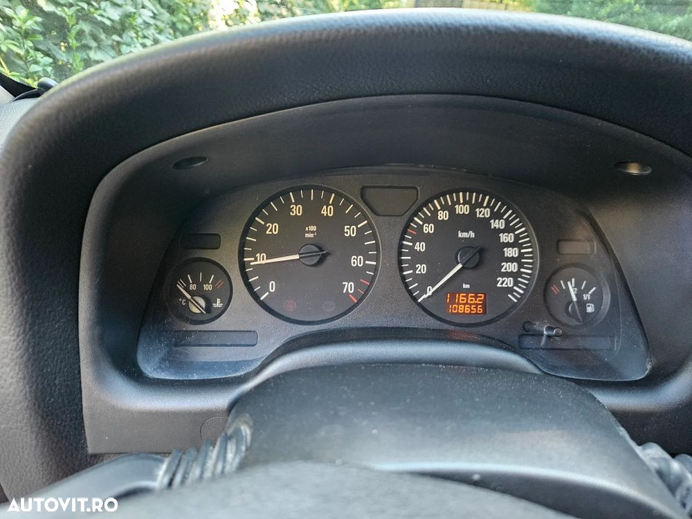 Opel Astra Classic 1.4i - 9