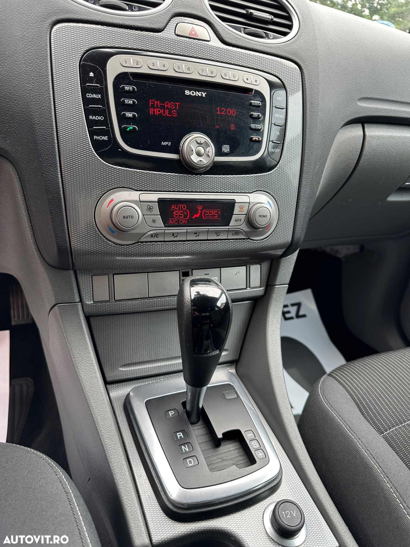 Ford Focus - 21