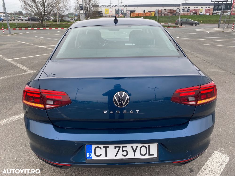 Volkswagen Passat 2.0 TDI SCR DSG Highline - 29
