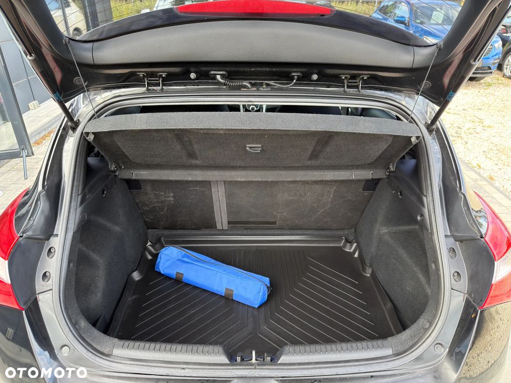 Hyundai i30 1.6 GDI Classic - 25