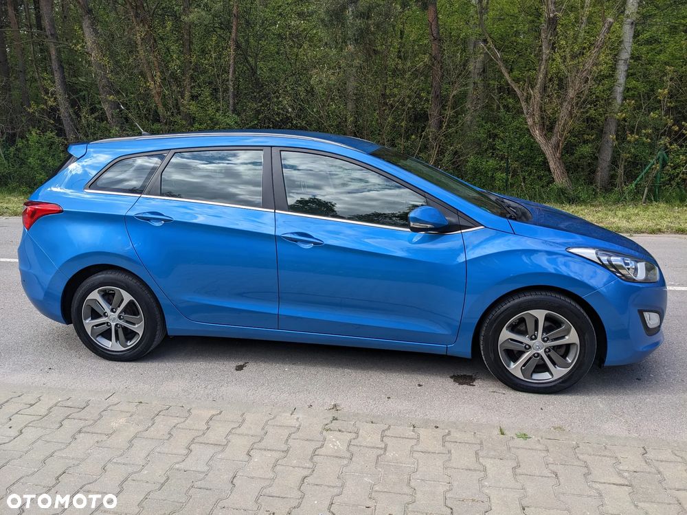 Hyundai i30 1.4 CRDi Premium - 14