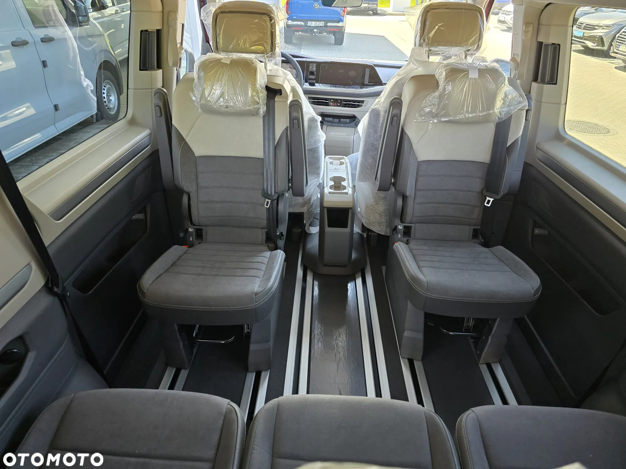Volkswagen Multivan 1.5 eHybrid PHEV 4Motion L2 Life DSG - 11