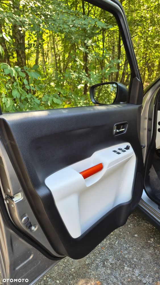 Suzuki Ignis 1.2 Premium AGS - 21