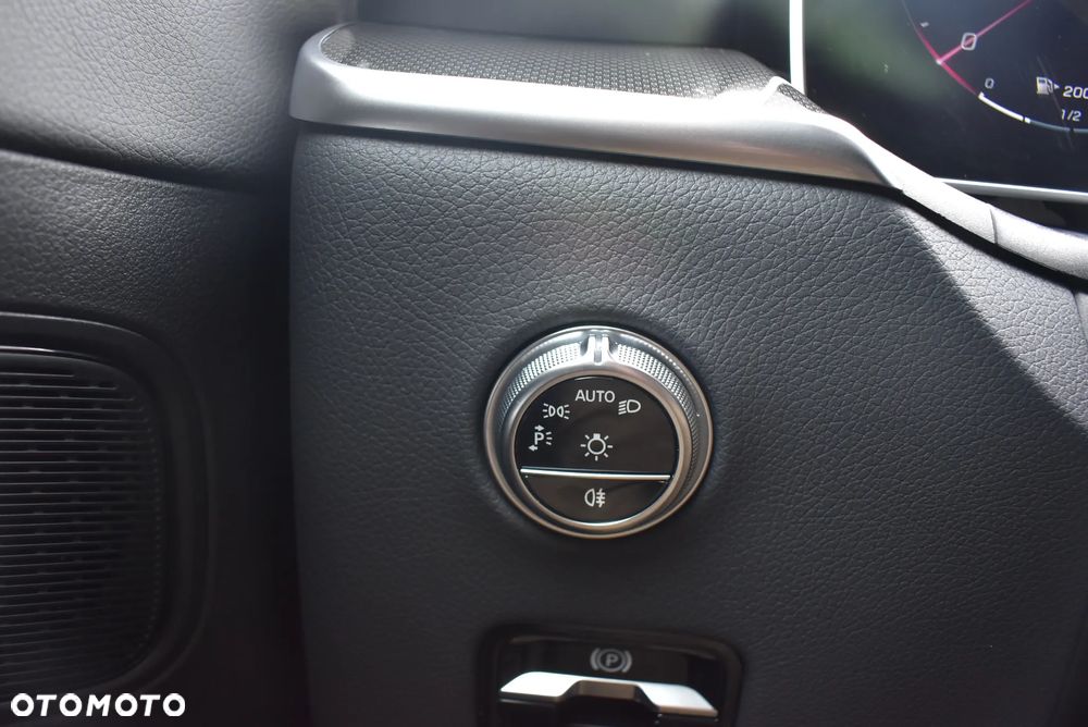 Mercedes-Benz GLC 300 de PHEV 4-Matic Avantgarde - 25