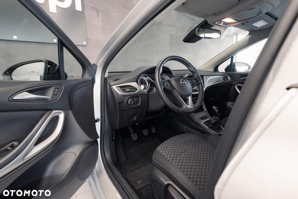 Opel Astra 1.2 T Edition S&S - 10